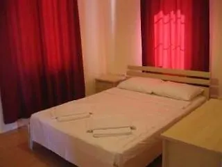 Park Hotel 2*